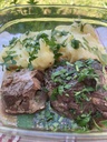 Jeudi ou vendredi : Joues de porc fondantes, purée lisse de pommes de terre au persil