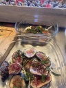 Mardi ou mercredi : Salade de figues à la mozzarella marinée et à la menthe