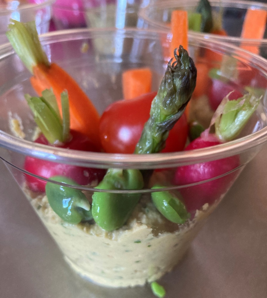 Vendredi : "Jardin d'Eden" Crudités en houmous maison