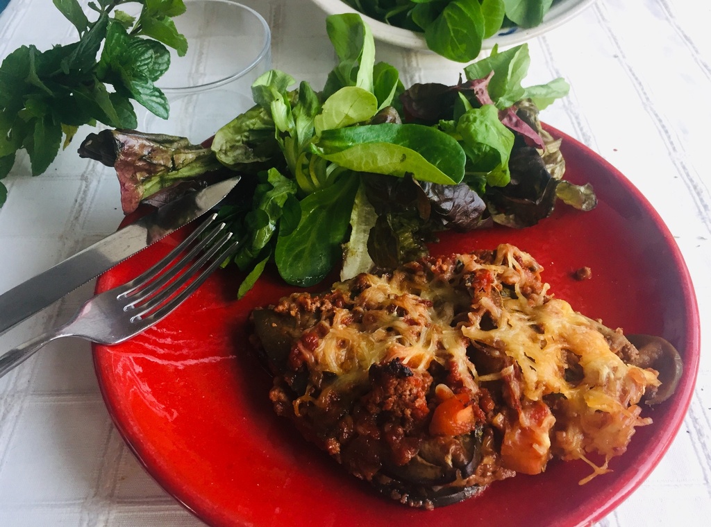 Mardi ou mercredi : Moussaka agneau et boeuf, menthe fraîche et muscade